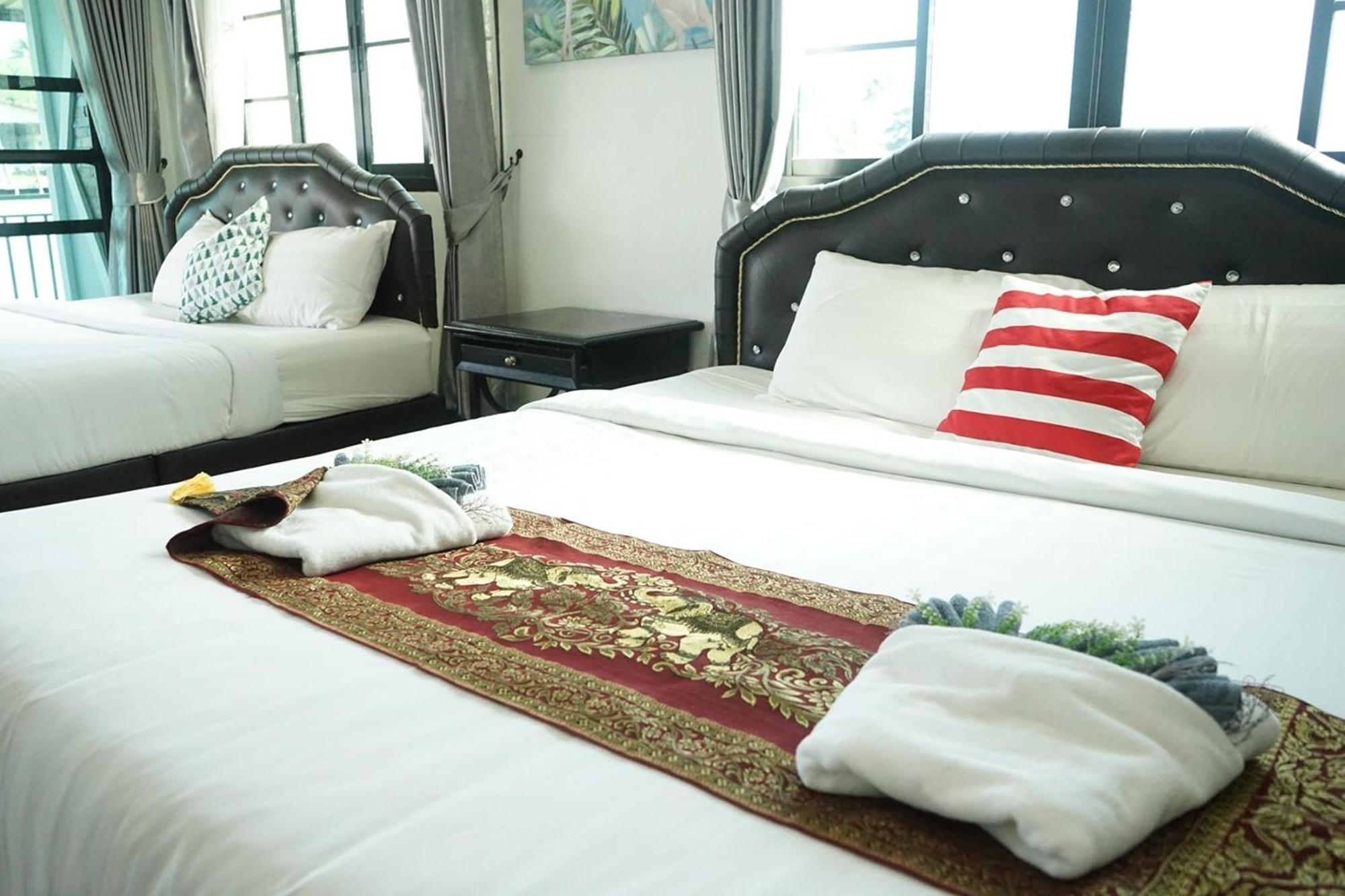 Chaiyai River Front Hotel Sichon Extérieur photo