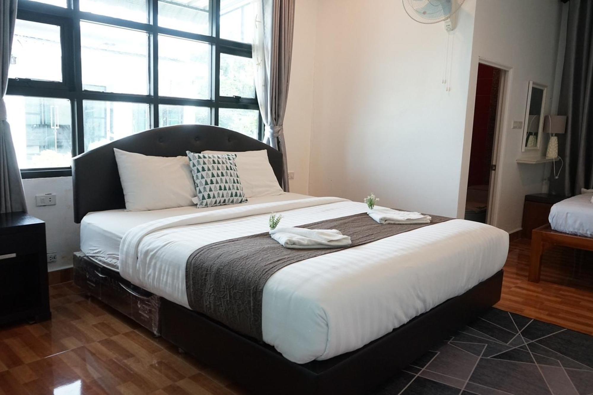 Chaiyai River Front Hotel Sichon Extérieur photo
